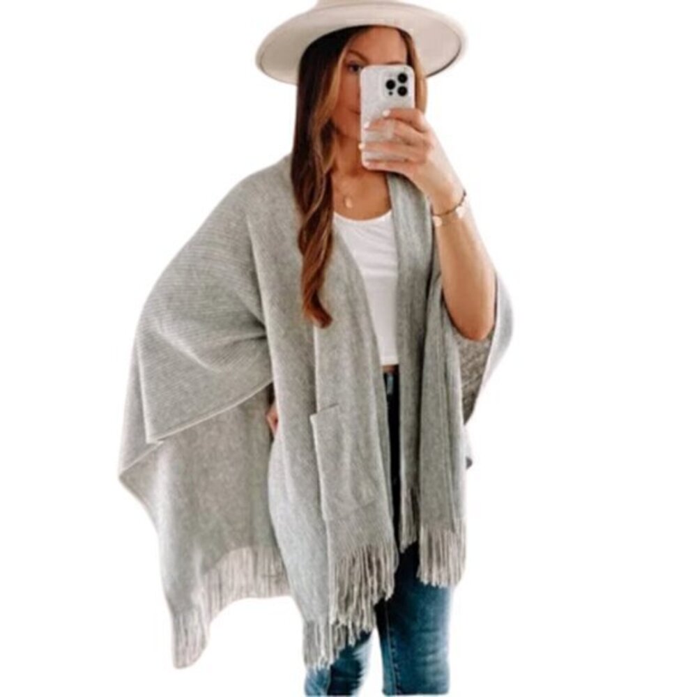 [Steve Madden] Fringe Open Poncho Sweater - Size OSFM